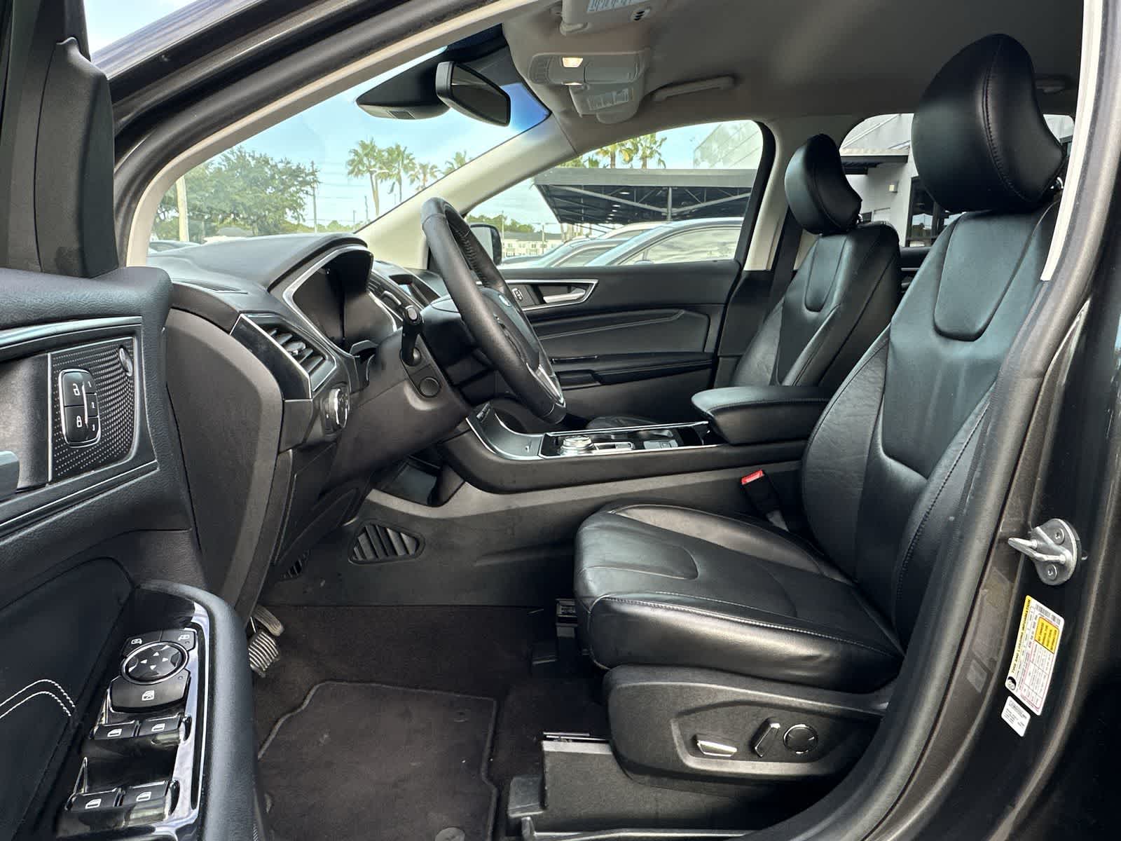 Thumbnail: 2019 Ford Edge - 2