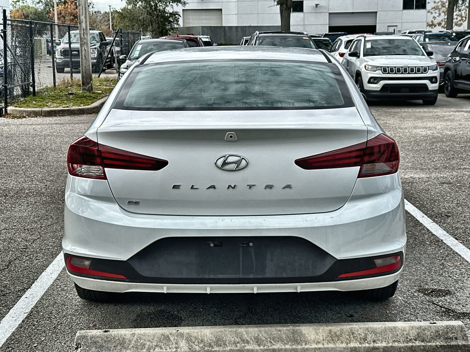 Thumbnail: 2020 Hyundai Elantra - 5