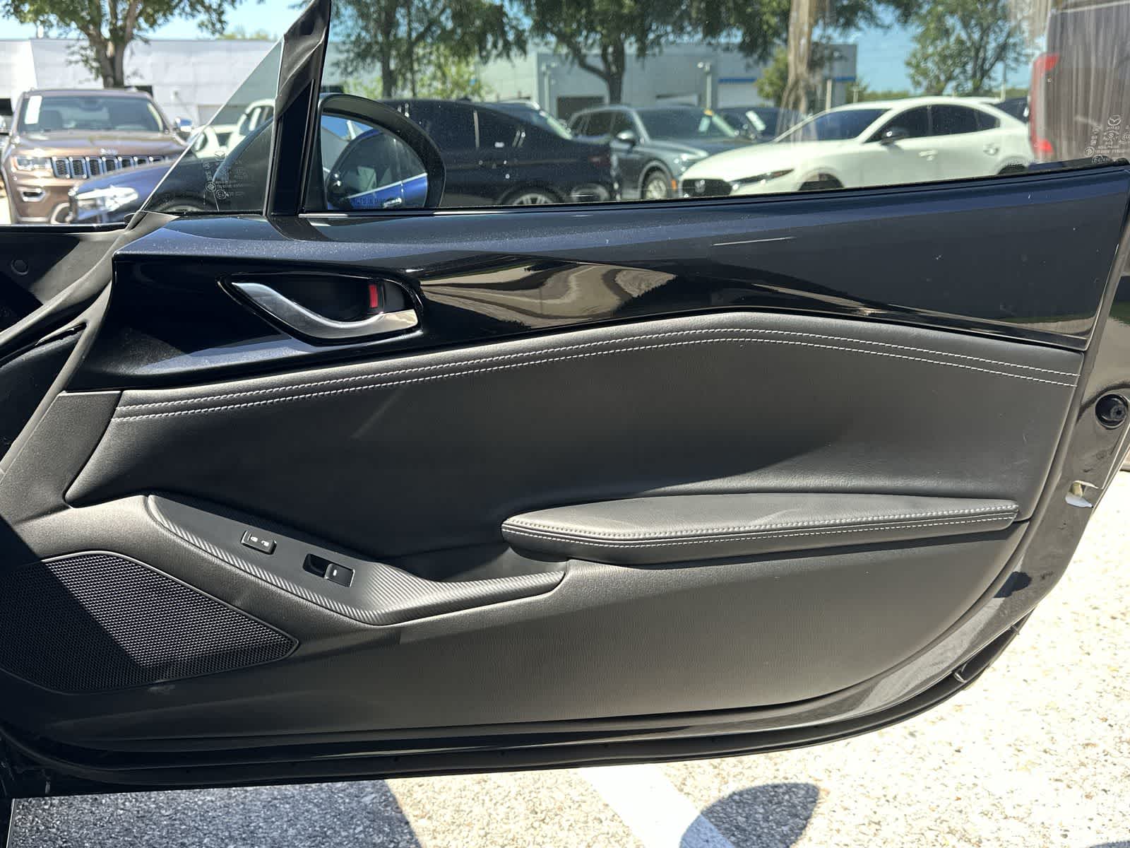 Thumbnail: 2025 Mazda MX-5 Miata - 22