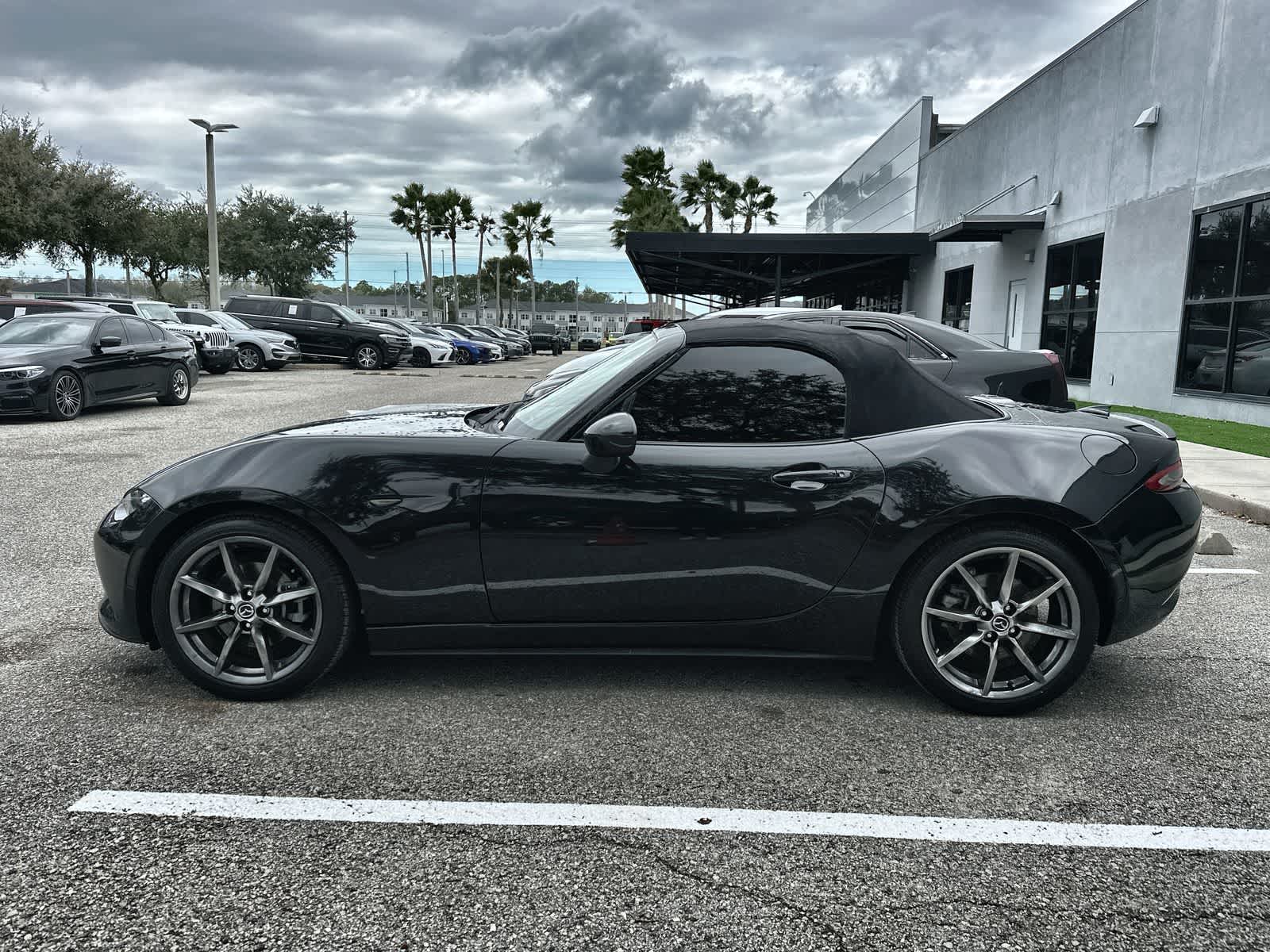 Thumbnail: 2016 Mazda MX-5 Miata - 3