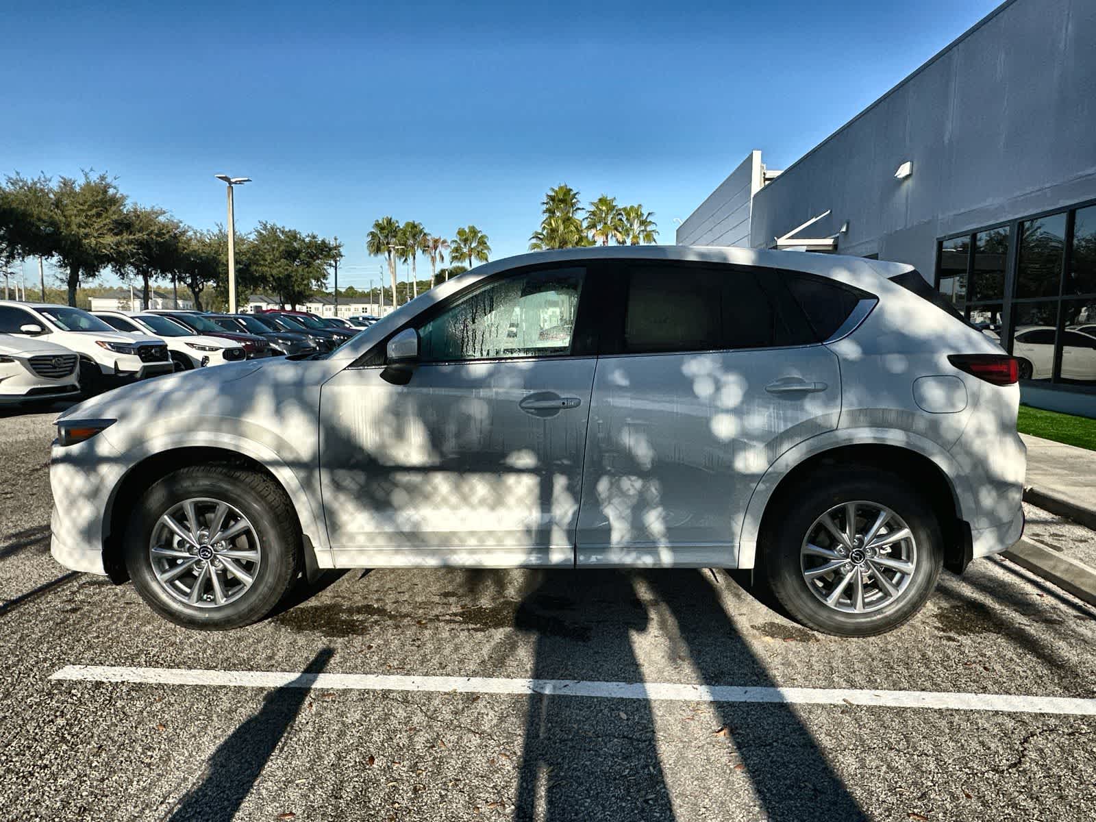 Thumbnail: 2025 Mazda CX-5 - 3