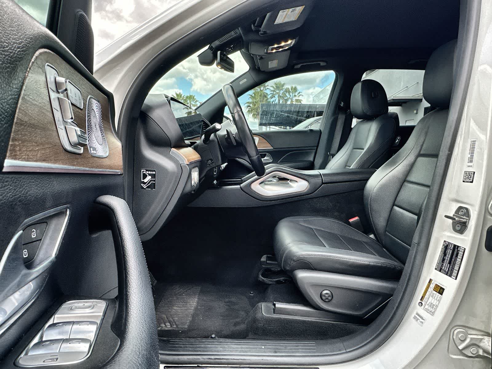 Thumbnail: 2021 Mercedes-Benz GLE - 2