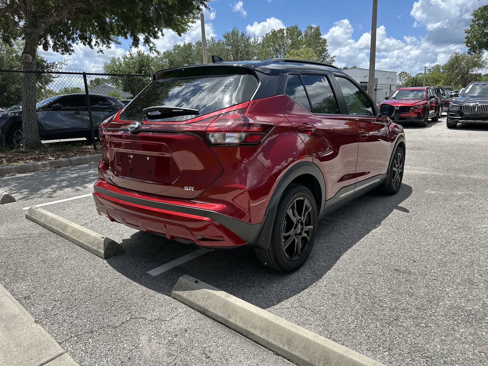 Thumbnail: 2023 Nissan Kicks - 8