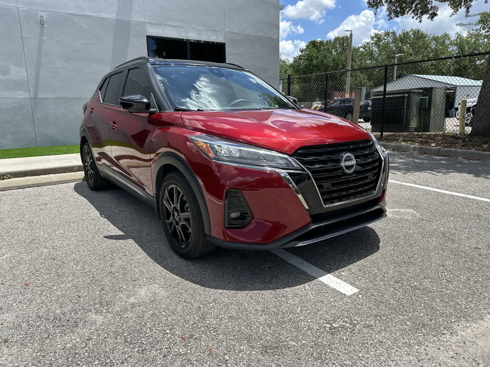 Thumbnail: 2023 Nissan Kicks - 11
