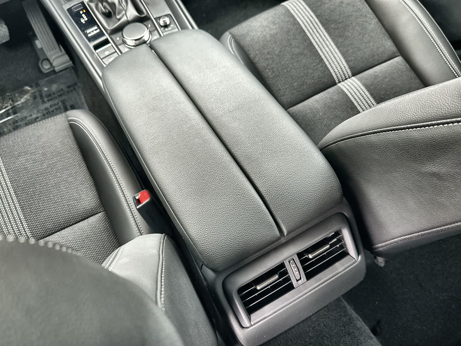 Thumbnail: 2026 Mazda CX-50 - 22