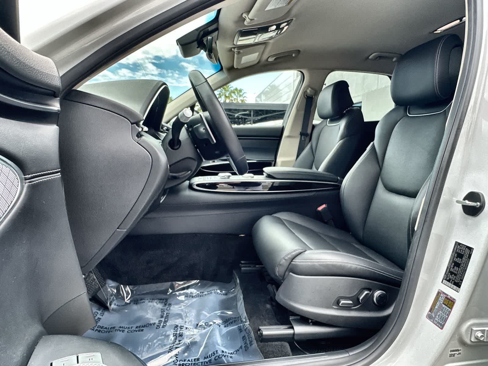 Thumbnail: 2025 Genesis GV70 - 11