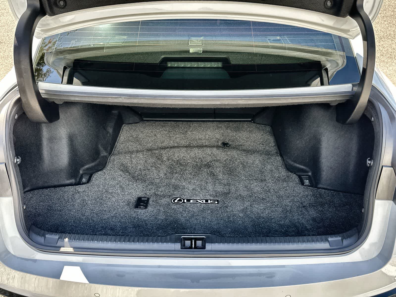 Thumbnail: 2023 Lexus IS - 17