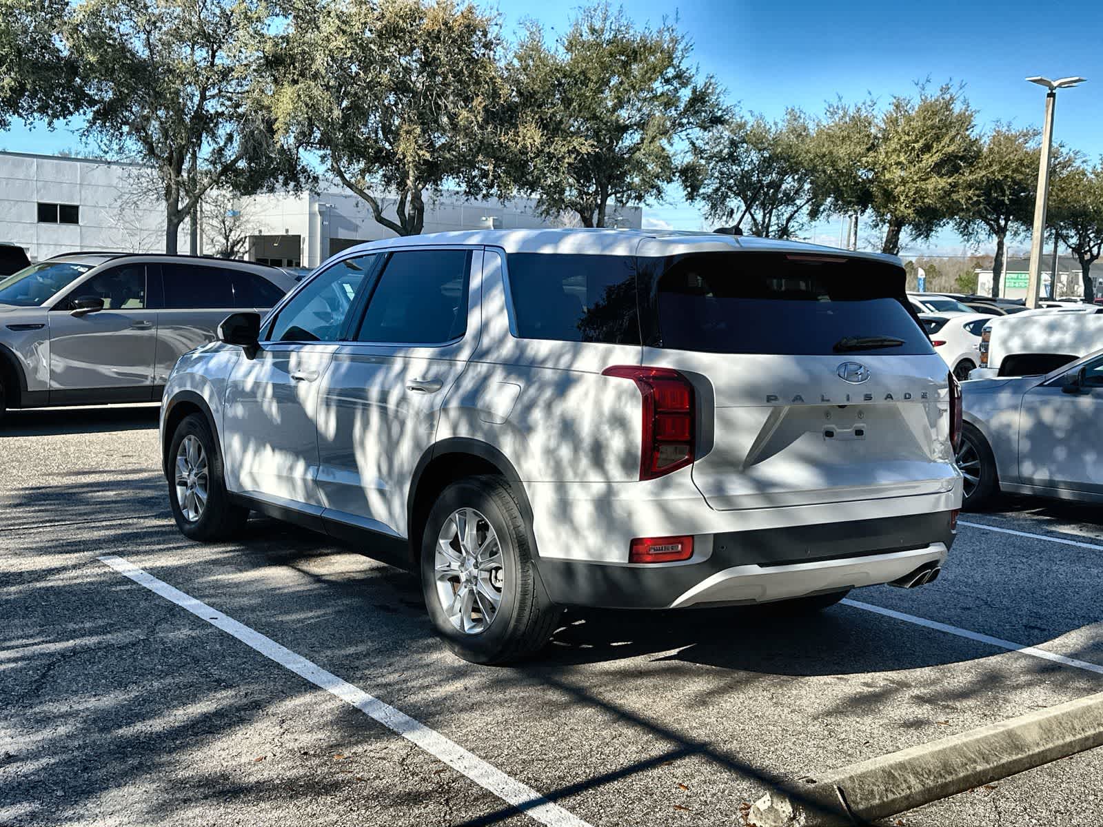 Thumbnail: 2022 Hyundai Palisade - 4