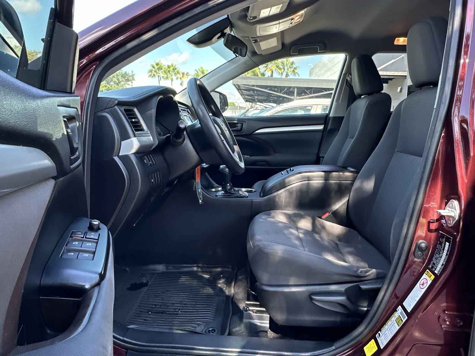 Thumbnail: 2018 Toyota Highlander - 2