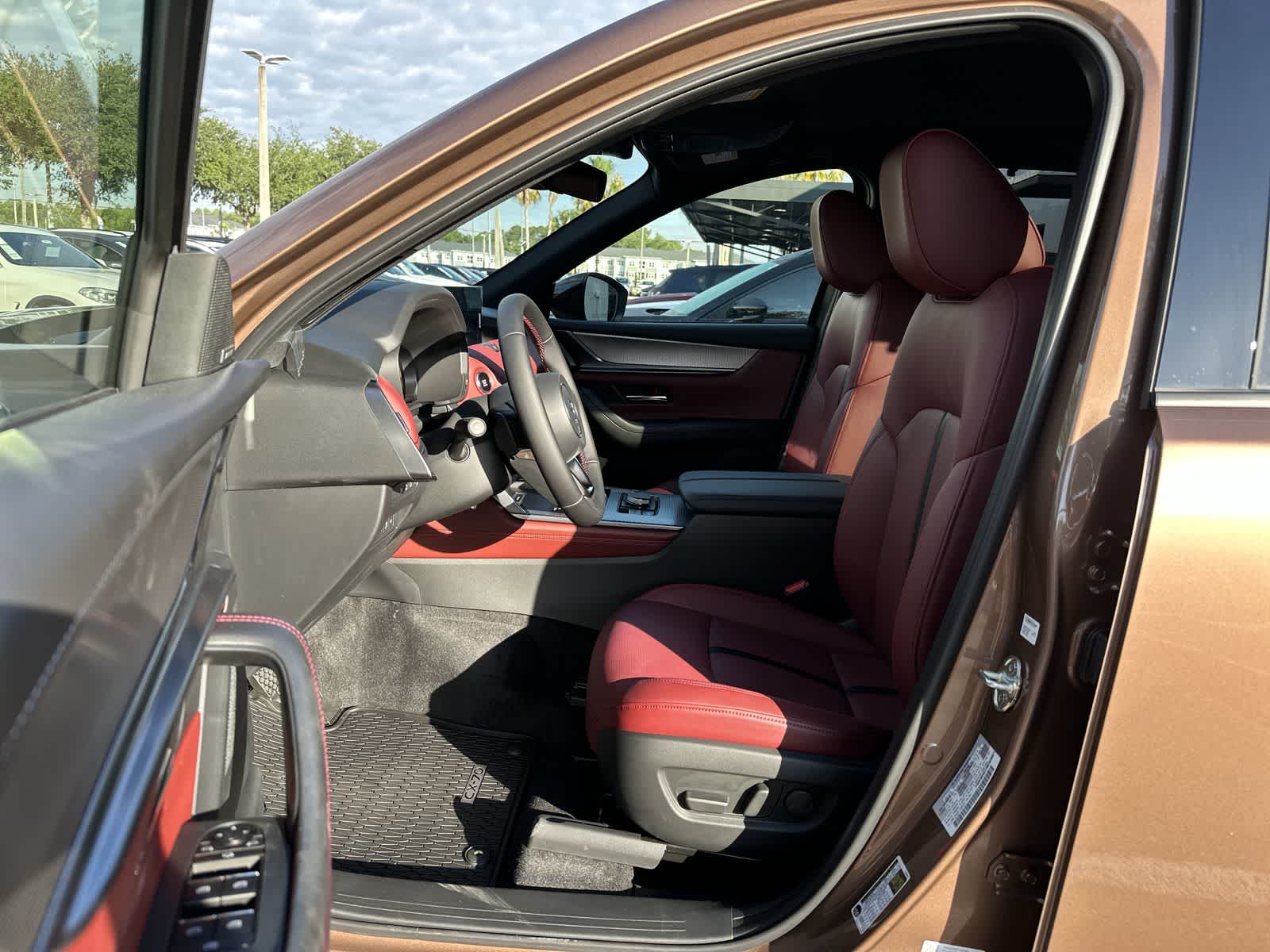 Thumbnail: 2026 Mazda CX-70 - 2