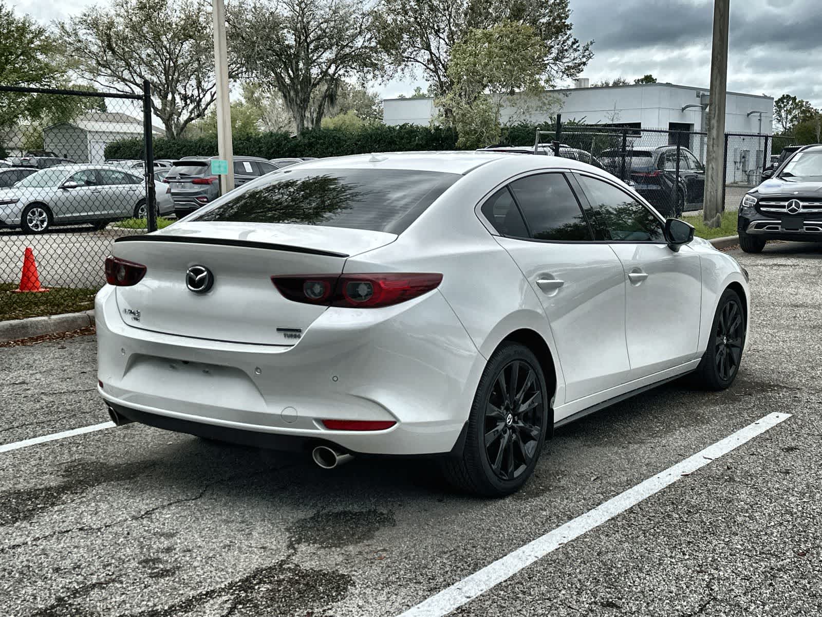 Thumbnail: 2025 Mazda Mazda3 - 8