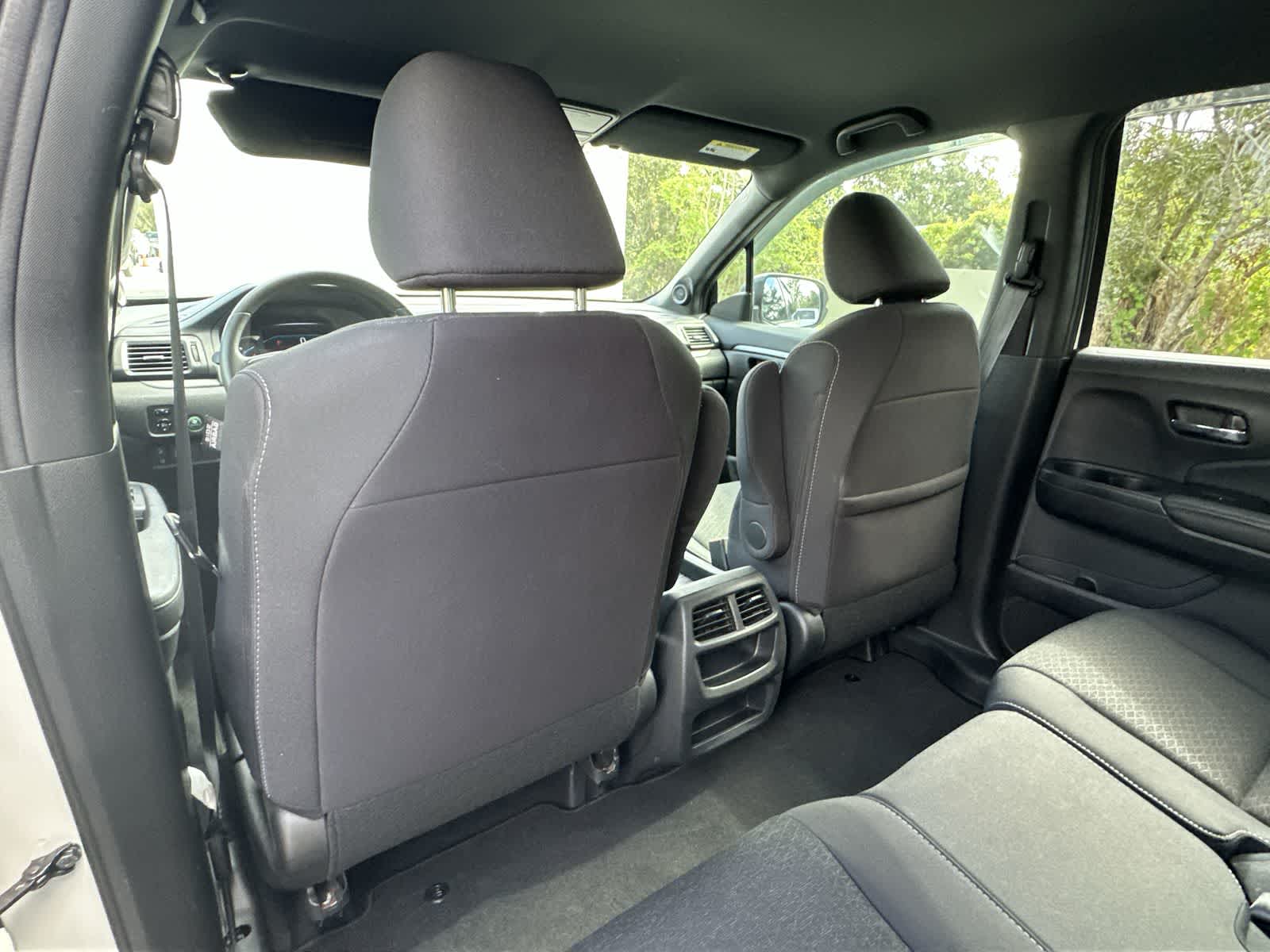 Thumbnail: 2019 Honda Passport - 12