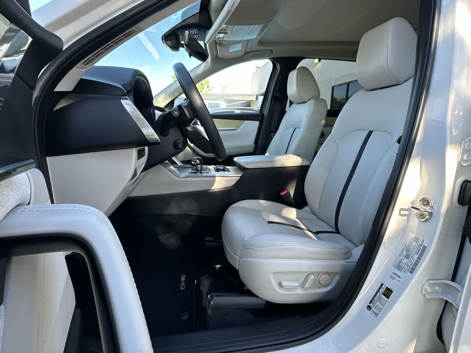 Thumbnail: 2025 Mazda CX-90 - 11