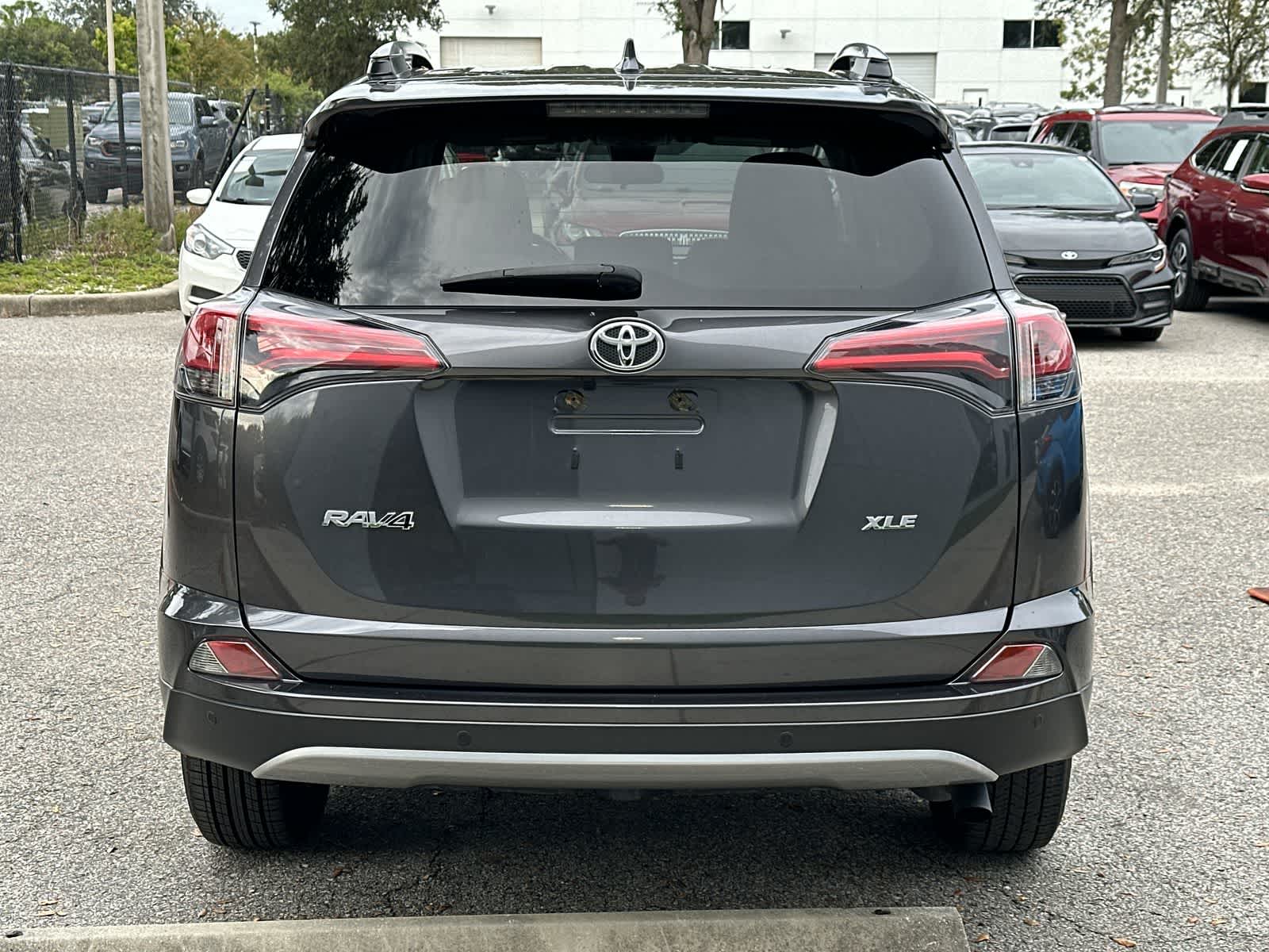 Thumbnail: 2018 Toyota RAV4 - 5