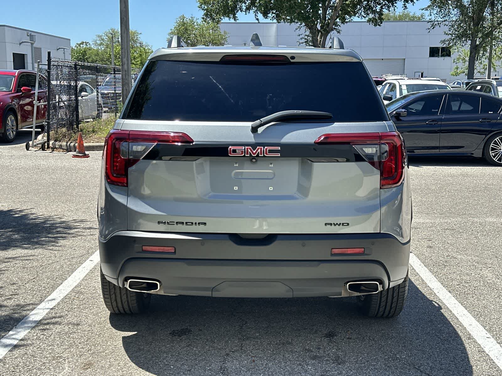Thumbnail: 2023 GMC Acadia - 7