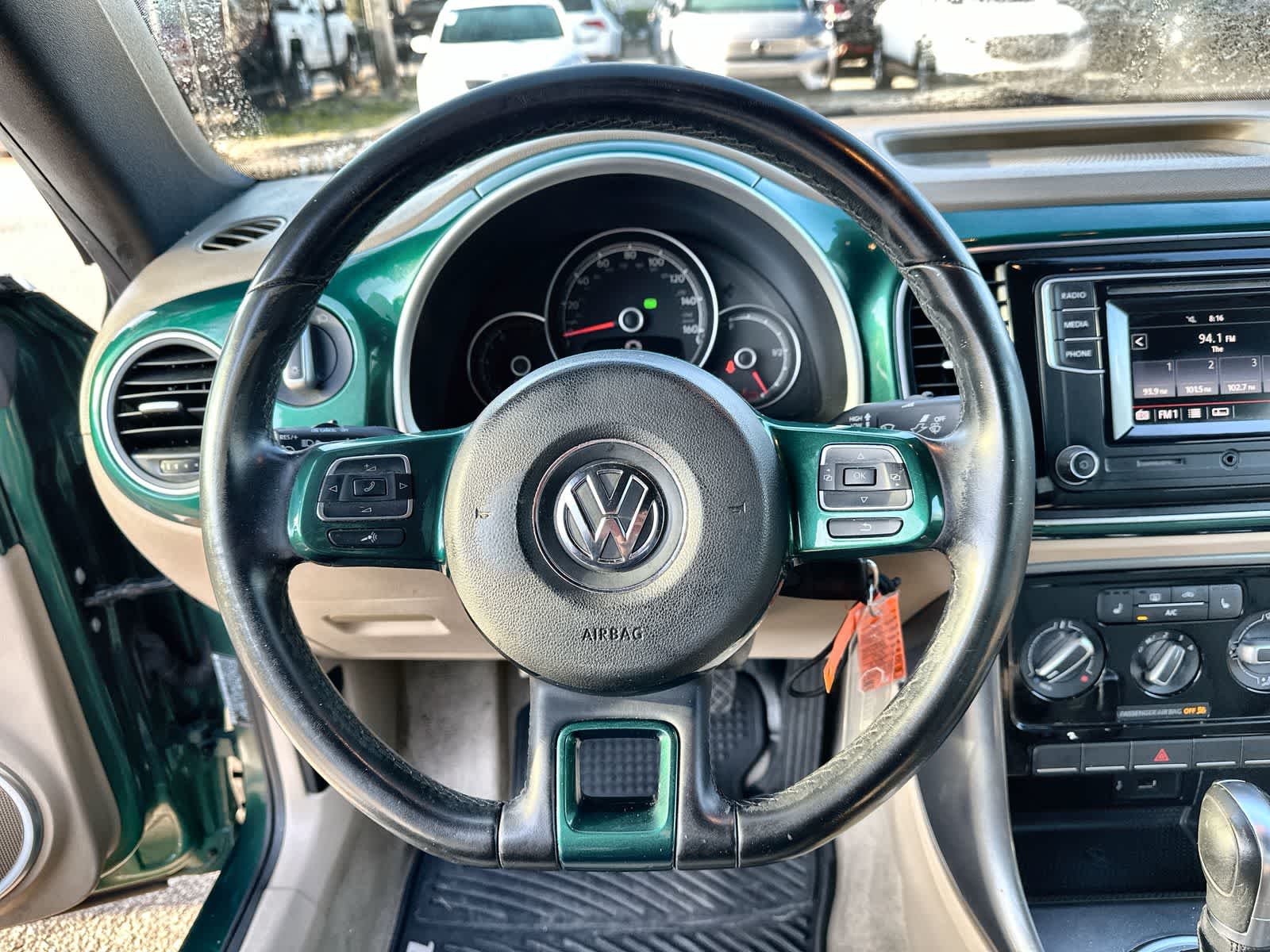 Thumbnail: 2017 Volkswagen Beetle - 15