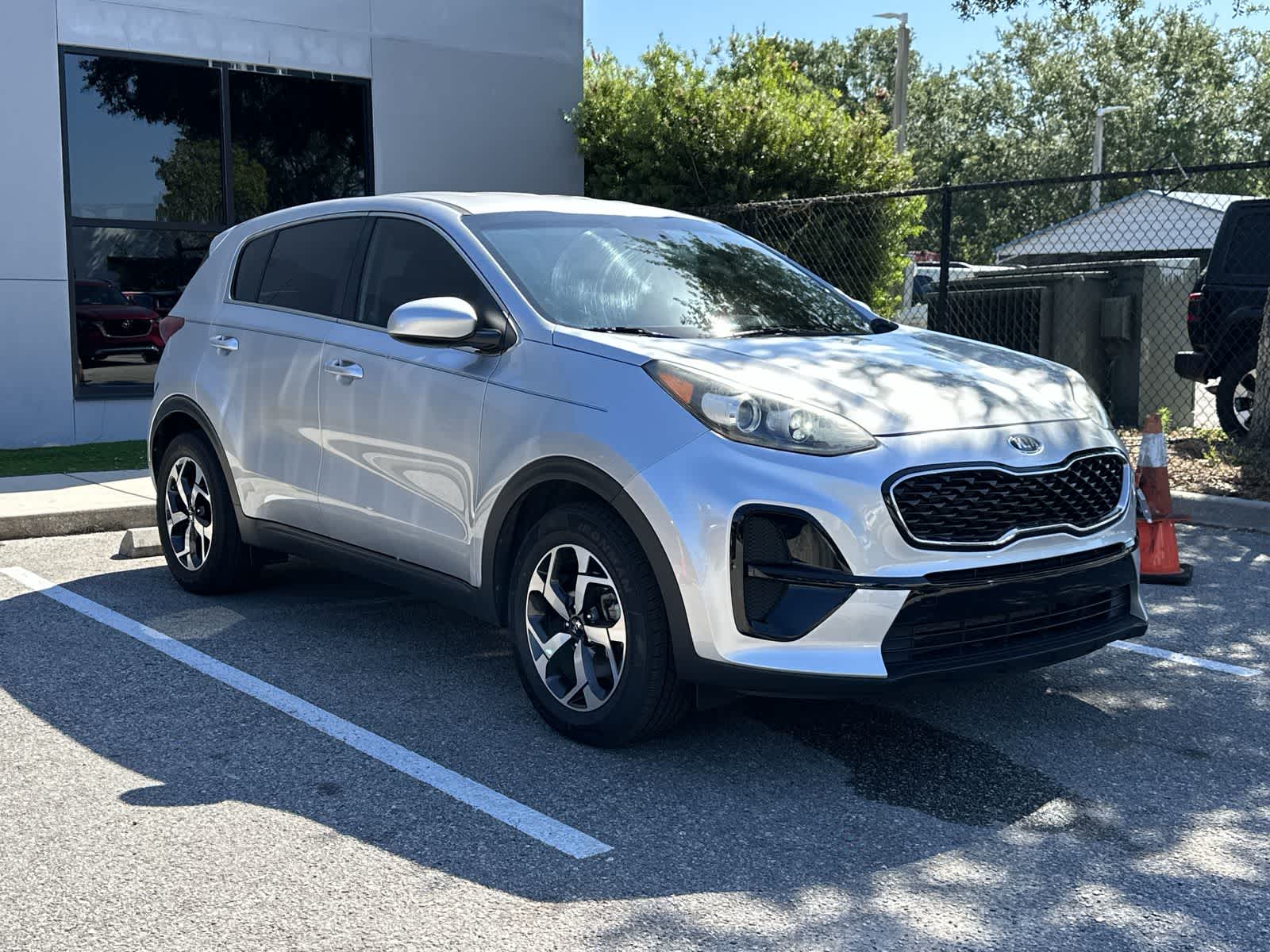 Thumbnail: 2020 Kia Sportage - 11