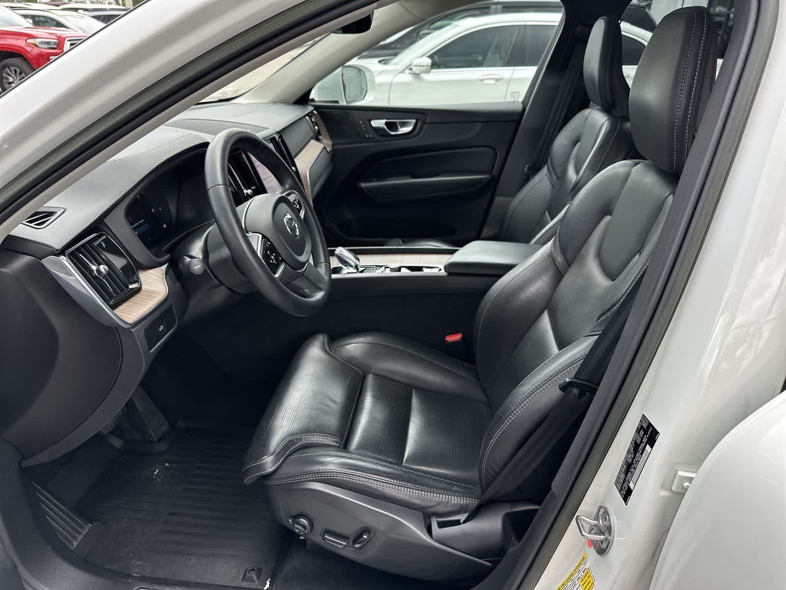 Thumbnail: 2023 Volvo XC60 - 2