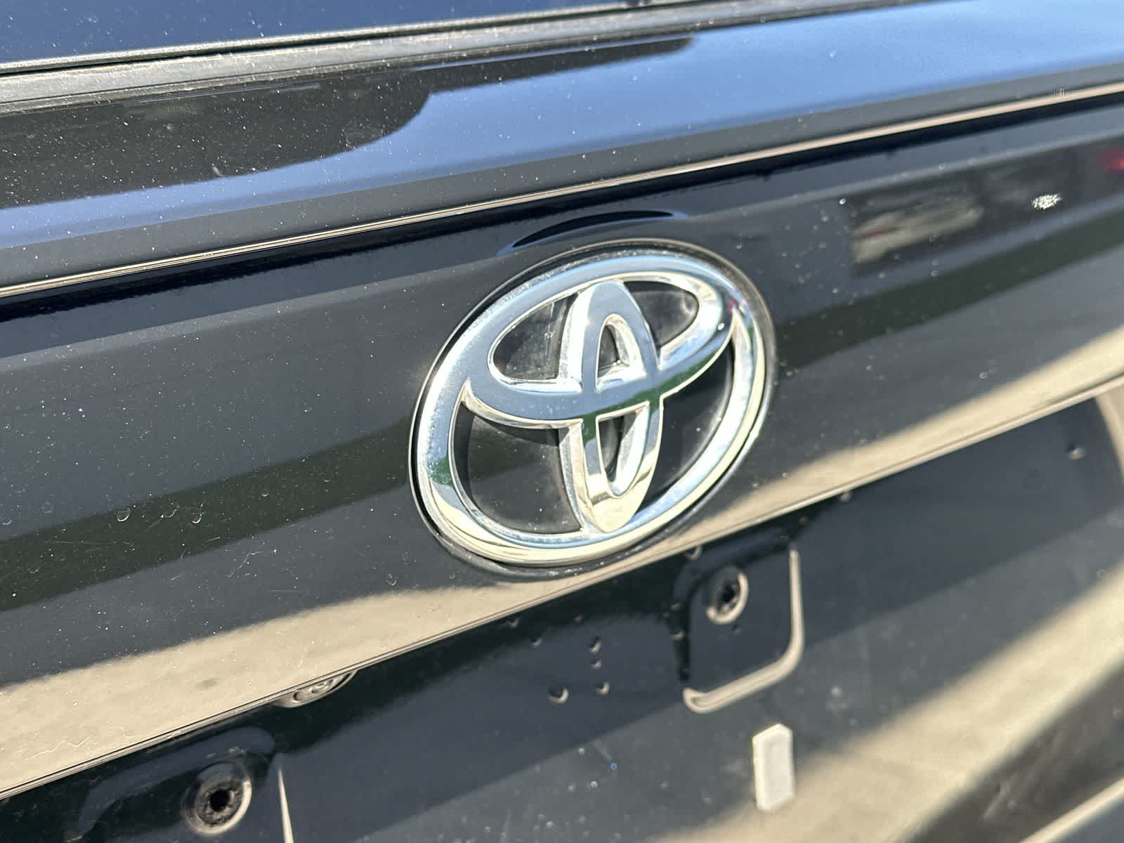 Thumbnail: 2023 Toyota RAV4 - 16