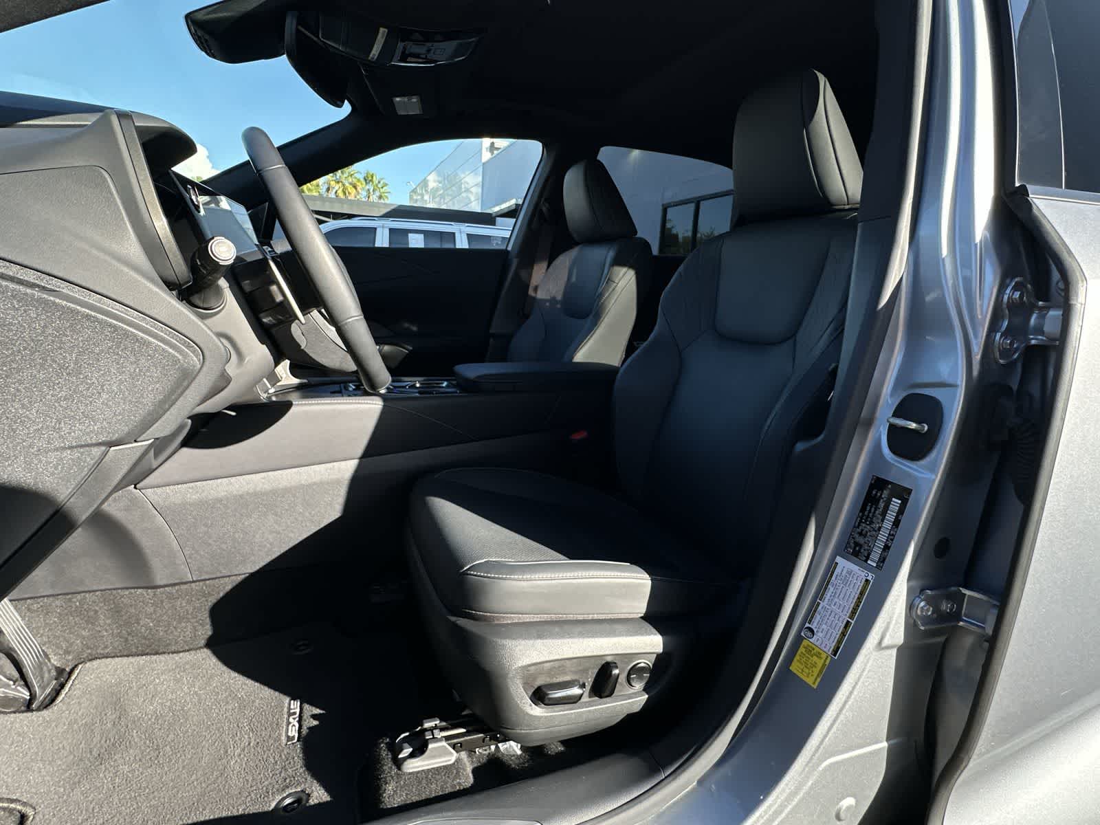 Thumbnail: 2023 Lexus RX - 11