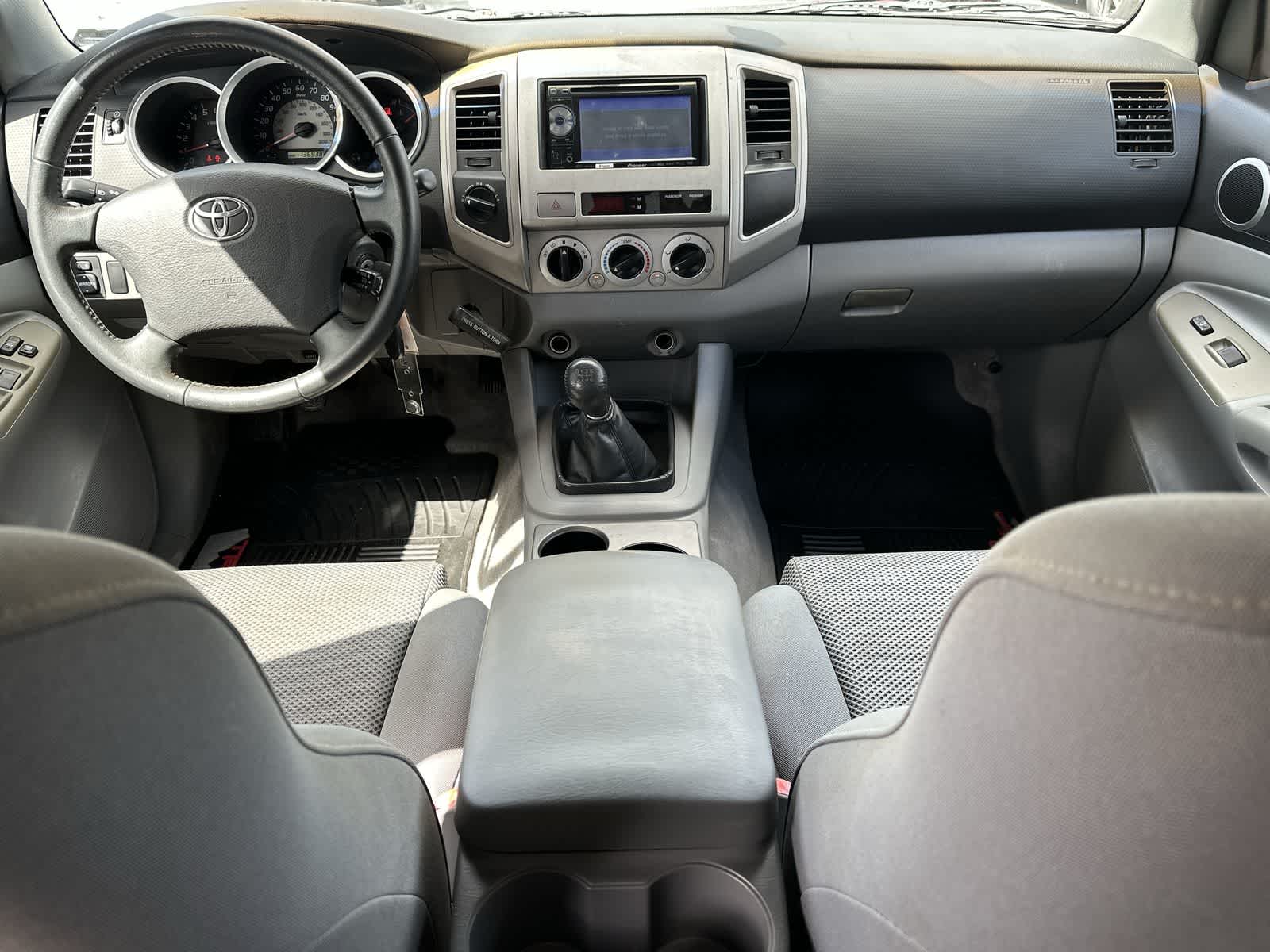 Thumbnail: 2006 Toyota Tacoma - 10
