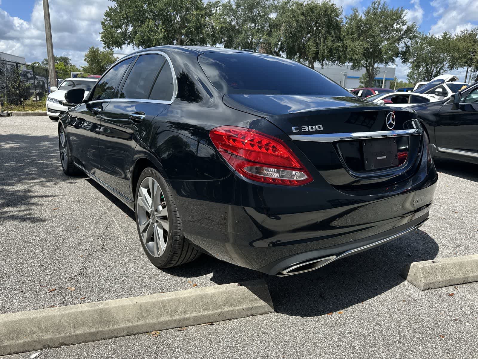 Thumbnail: 2017 Mercedes-Benz C-Class - 4