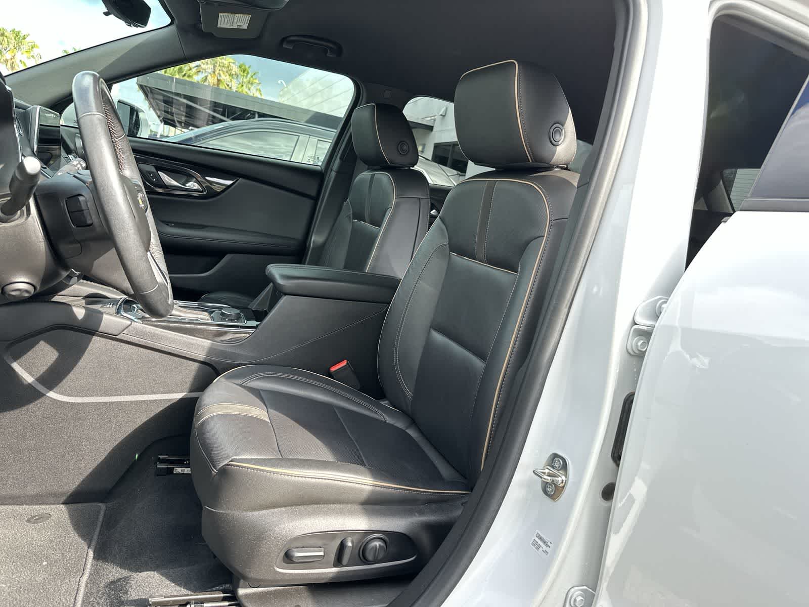Thumbnail: 2019 Chevrolet Blazer - 3
