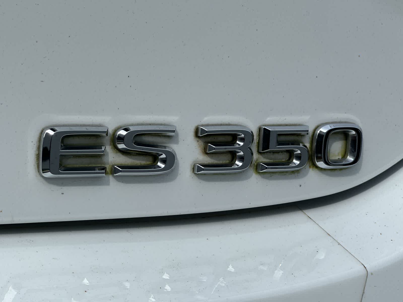 Thumbnail: 2019 Lexus ES - 15