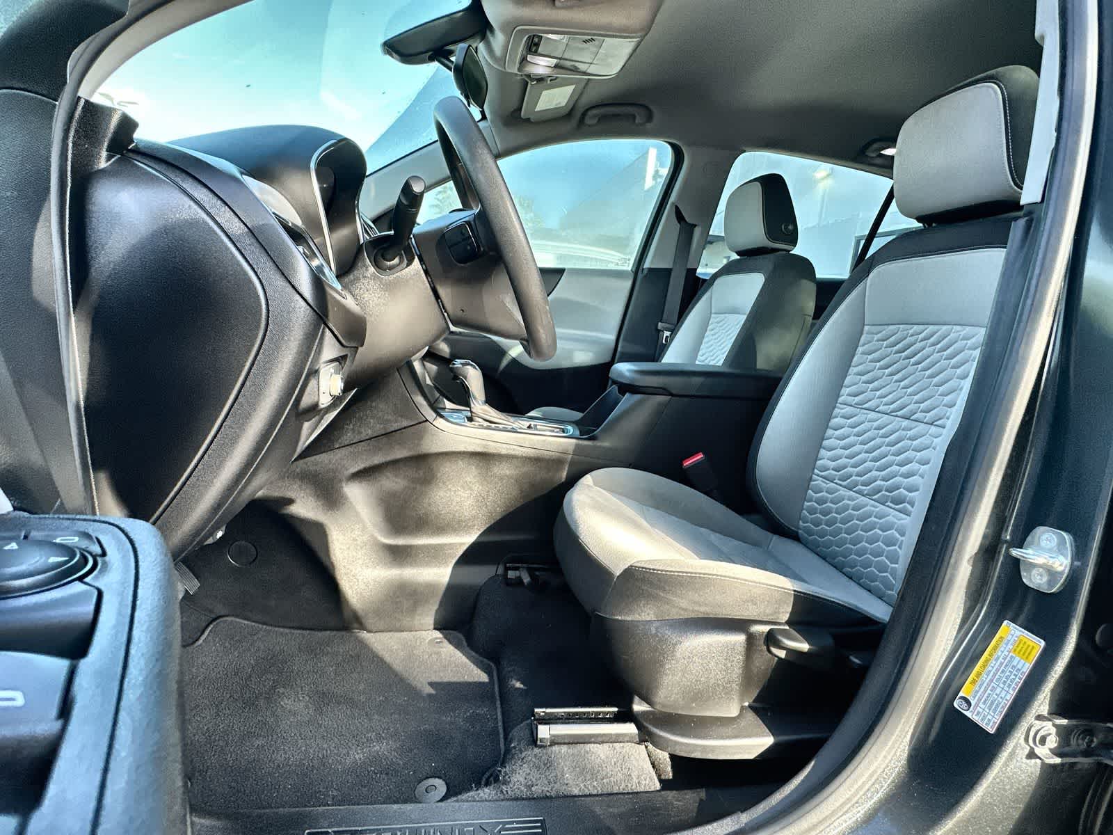 Thumbnail: 2019 Chevrolet Equinox - 3