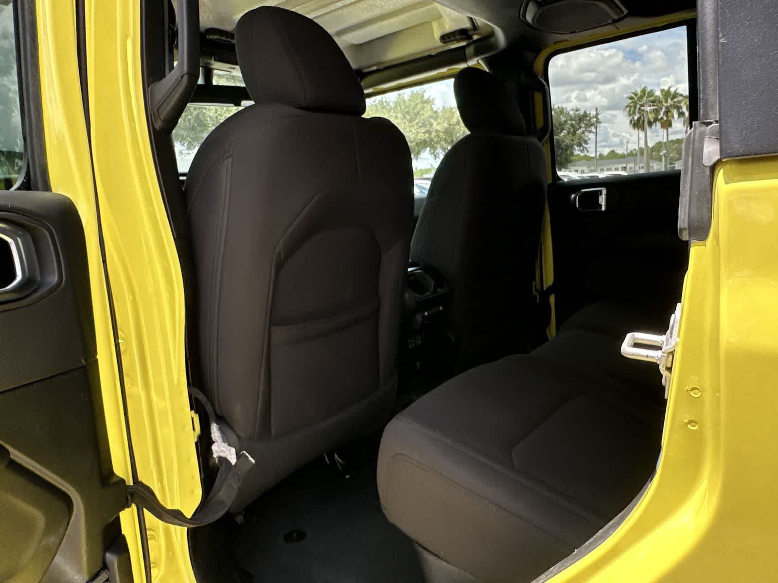 Thumbnail: 2023 Jeep Gladiator - 12