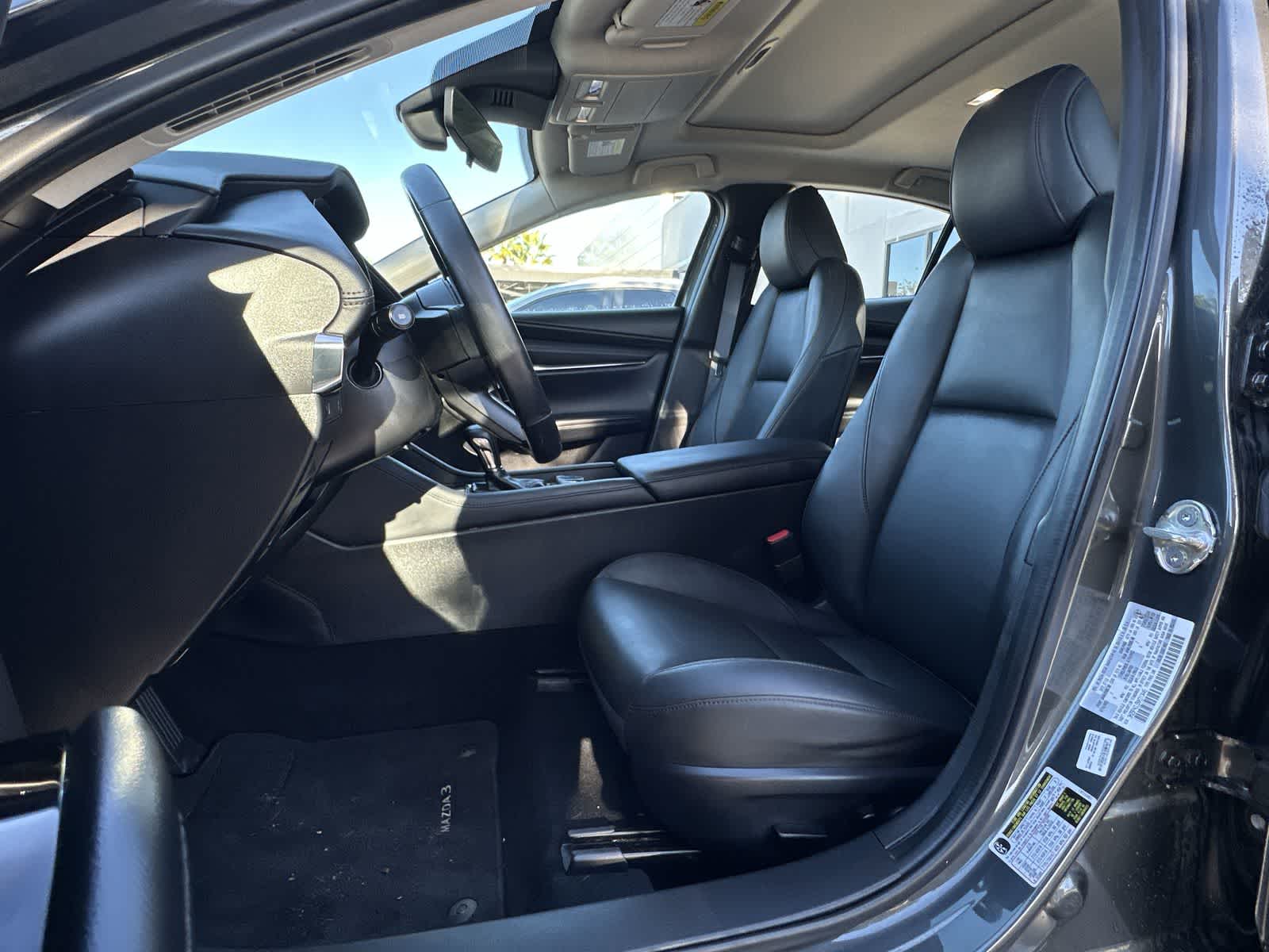 Thumbnail: 2022 Mazda Mazda3 - 11