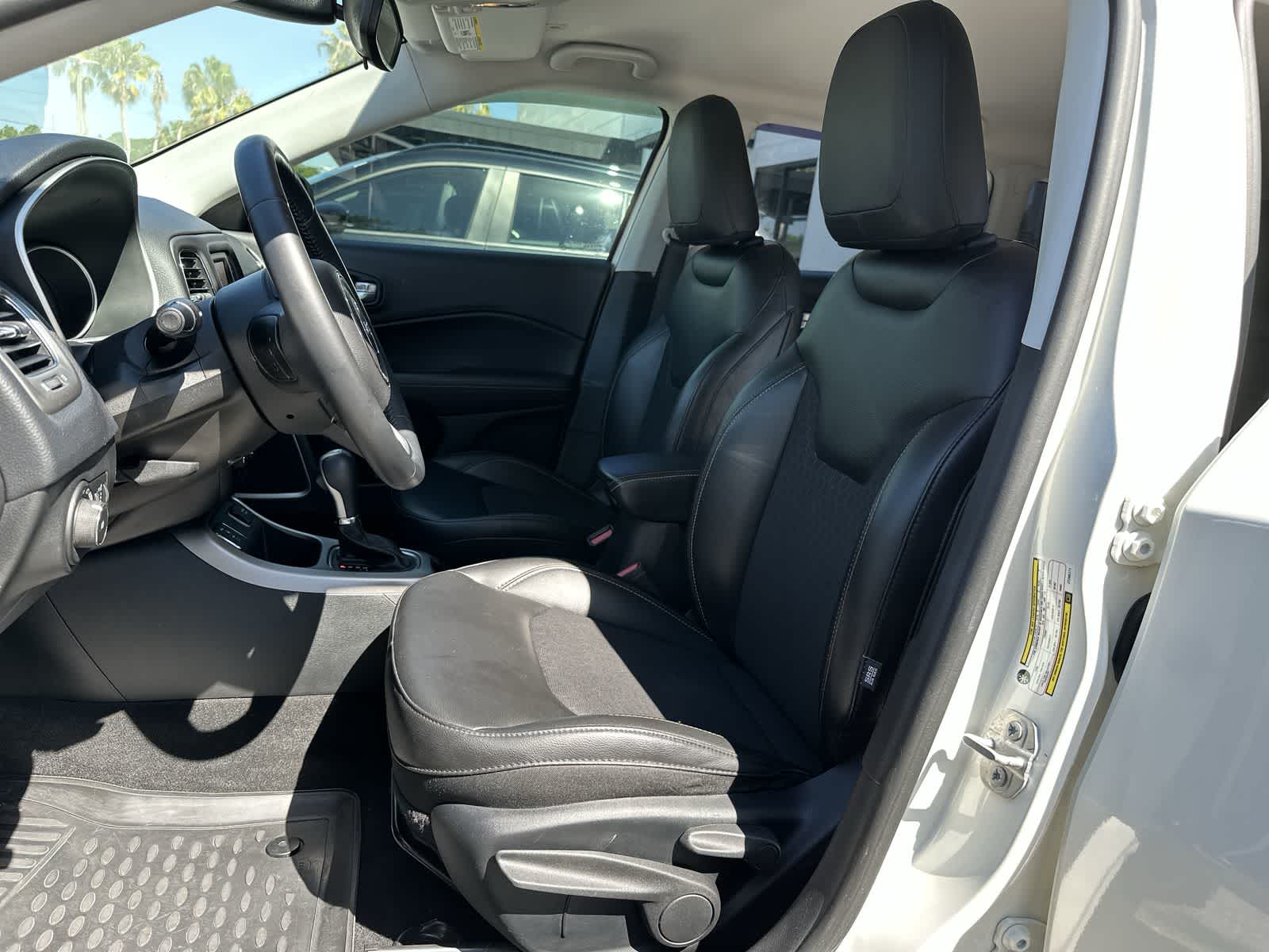 Thumbnail: 2018 Jeep Compass - 3