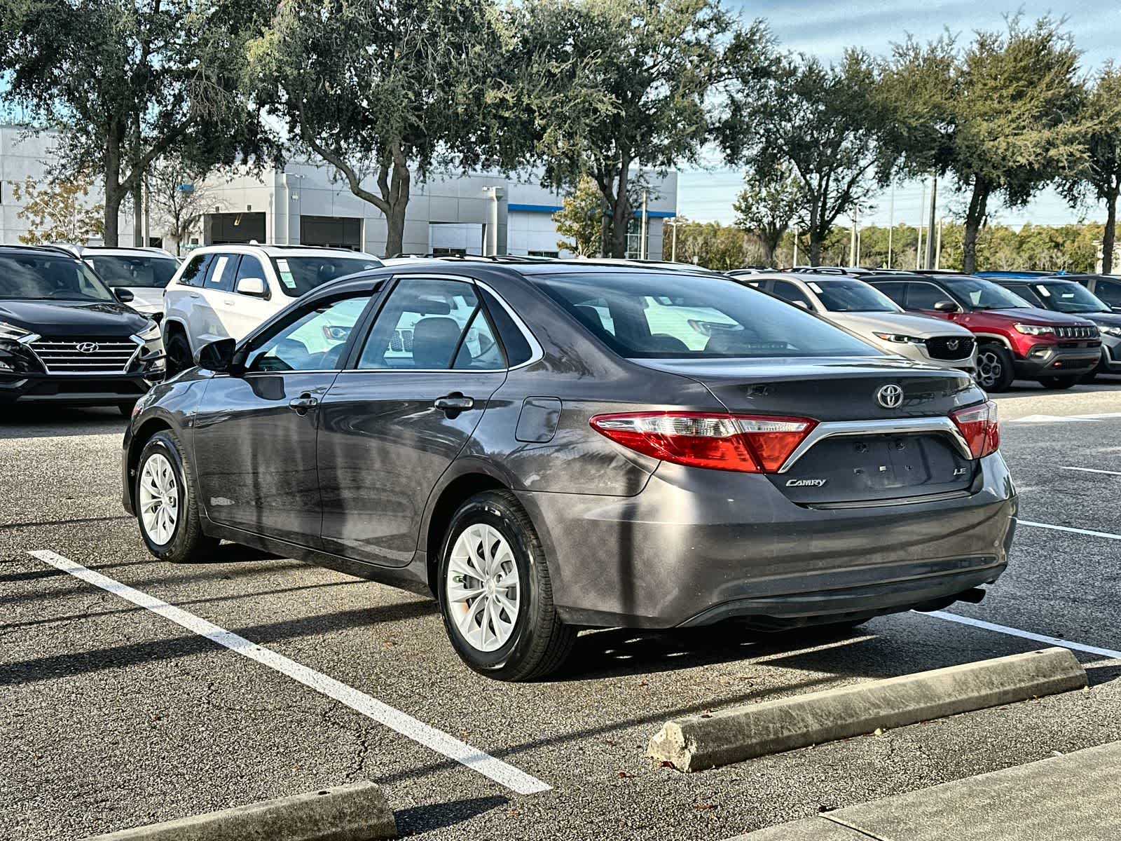 Thumbnail: 2015 Toyota Camry - 4