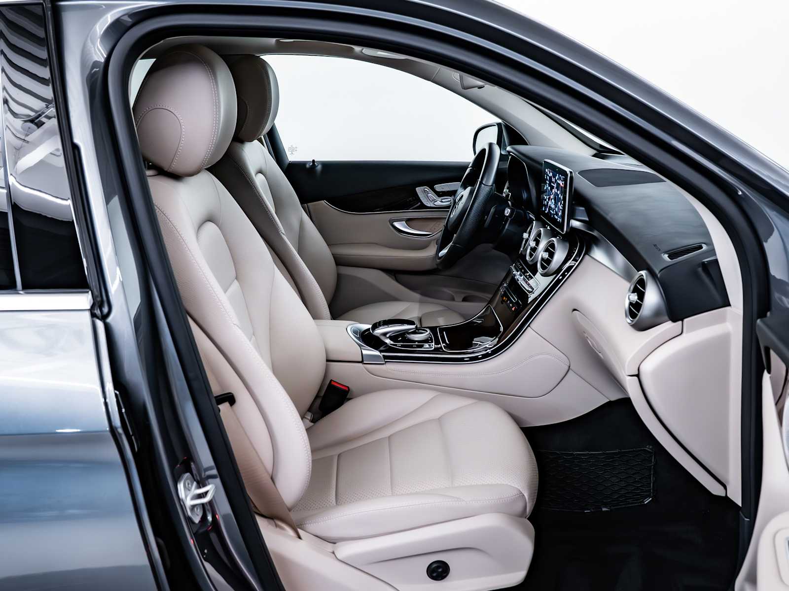 used 2016 Mercedes-Benz GLC 300 car, priced at $20,998