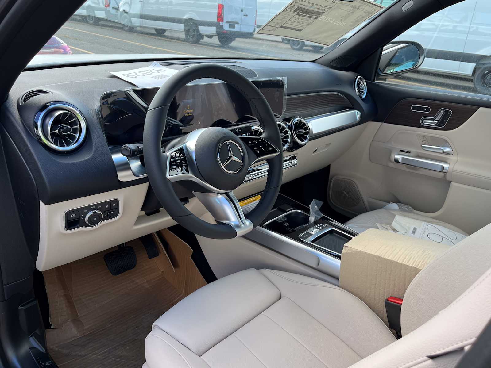 new 2026 Mercedes-Benz GLB 250 car