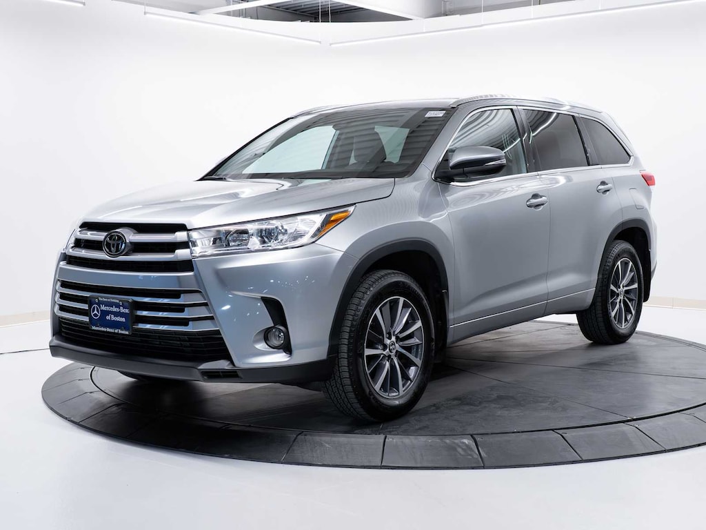 Used 2018 Toyota Highlander XLE V6 SUV