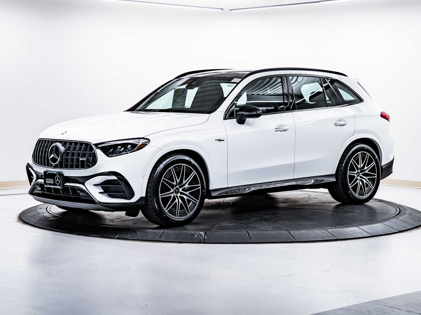 2025 Mercedes Benz GLC AMG 43 4MATIC photo 3