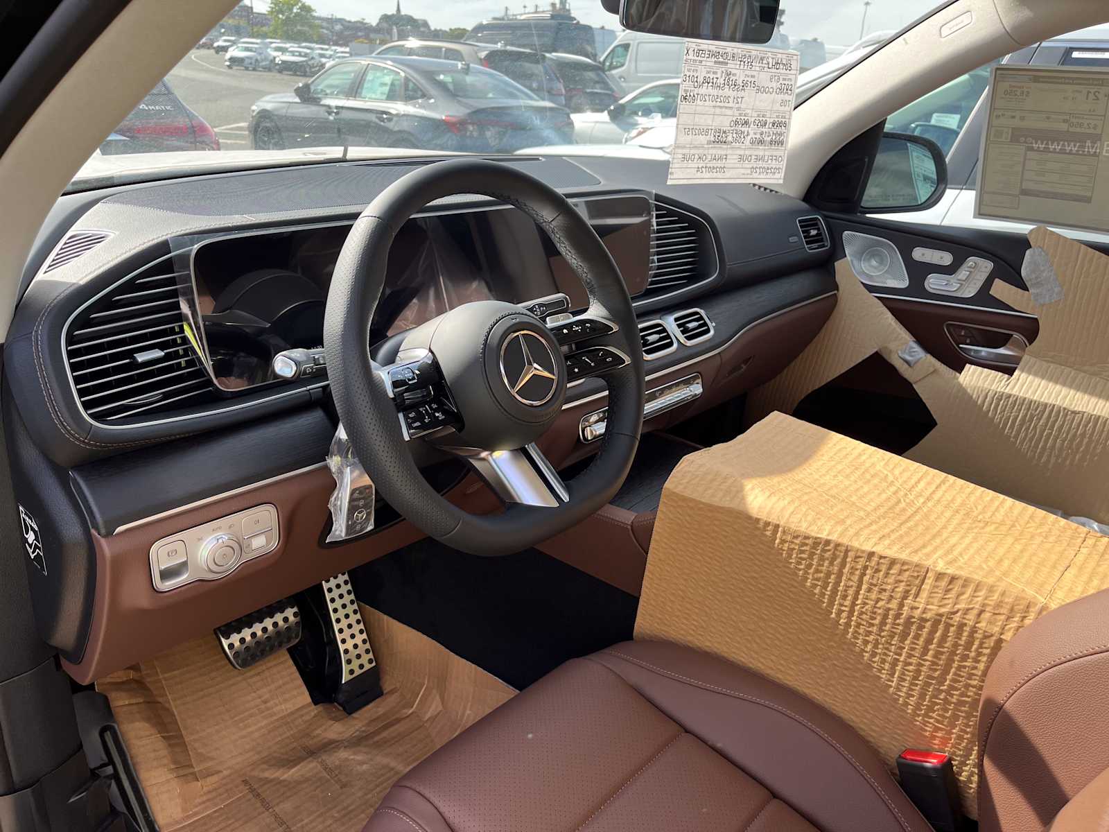 2026 Mercedes Benz GLS 450 4MATIC photo 4
