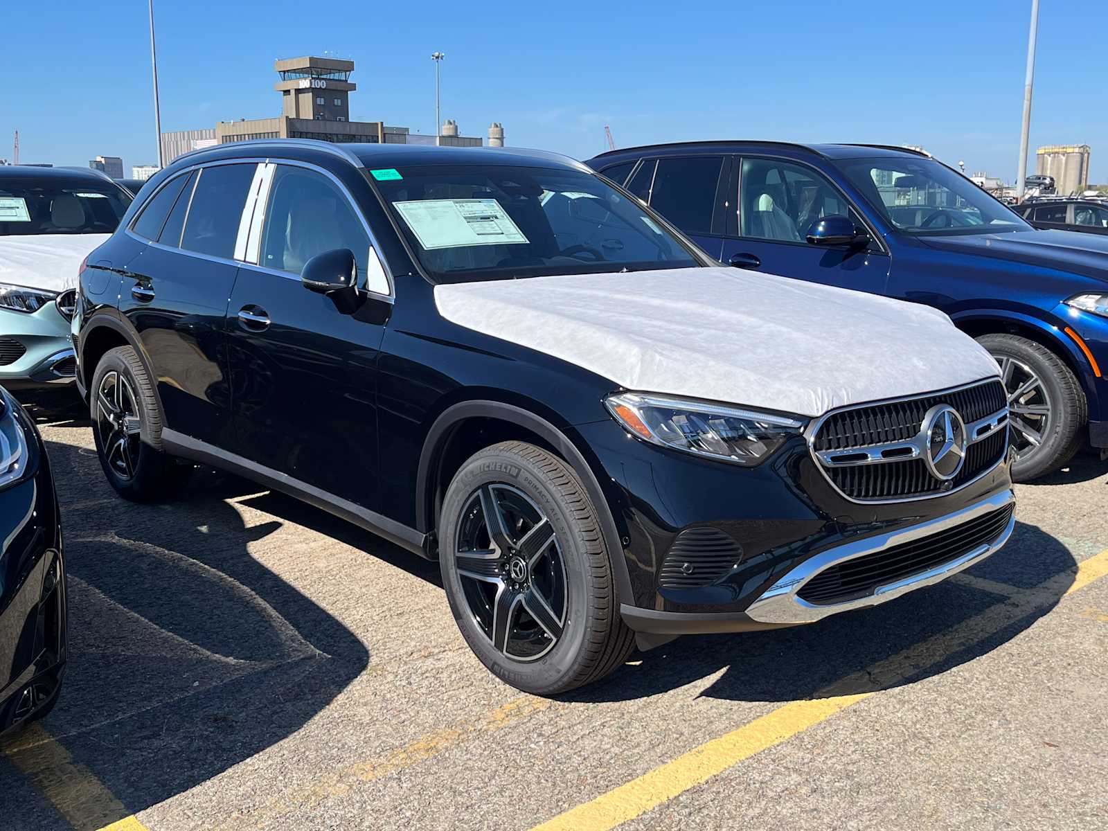 new 2026 Mercedes-Benz GLC 300 car