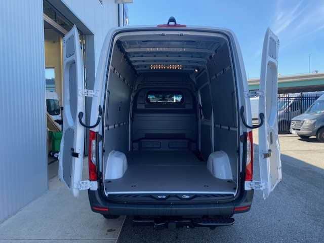 new 2025 Mercedes-Benz Sprinter 2500 car