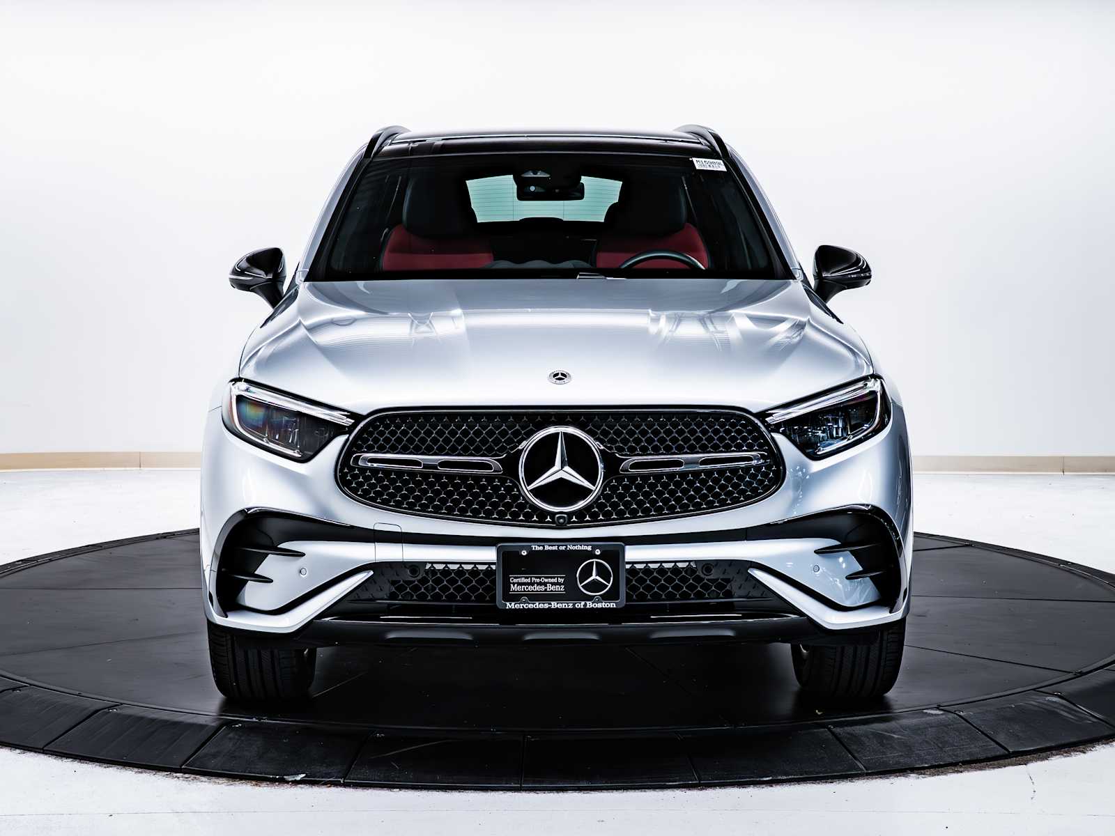 2025 Mercedes Benz GLC 300 4MATIC photo 2