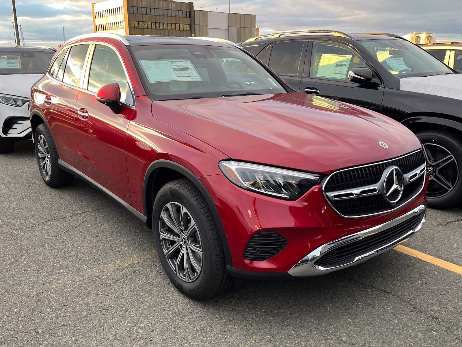 2026 Mercedes-Benz GLC Base's photo