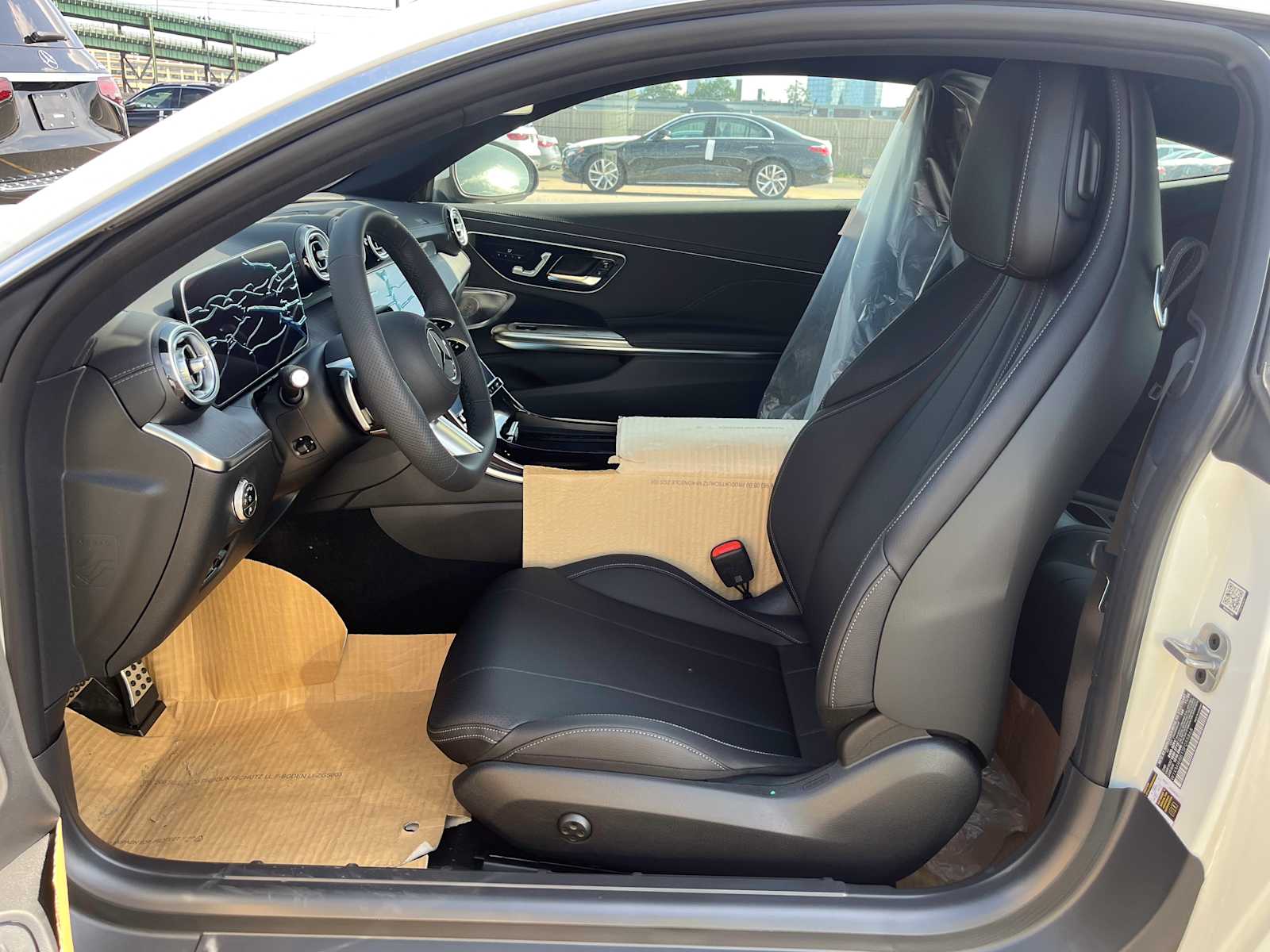 2025 Mercedes Benz CLE 450 4MATIC photo 4