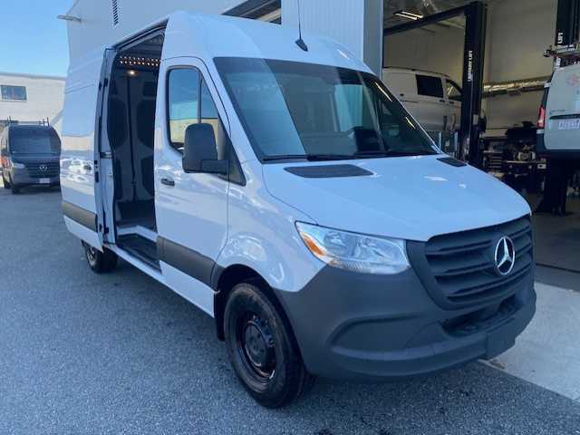 new 2025 Mercedes-Benz Sprinter 2500 car