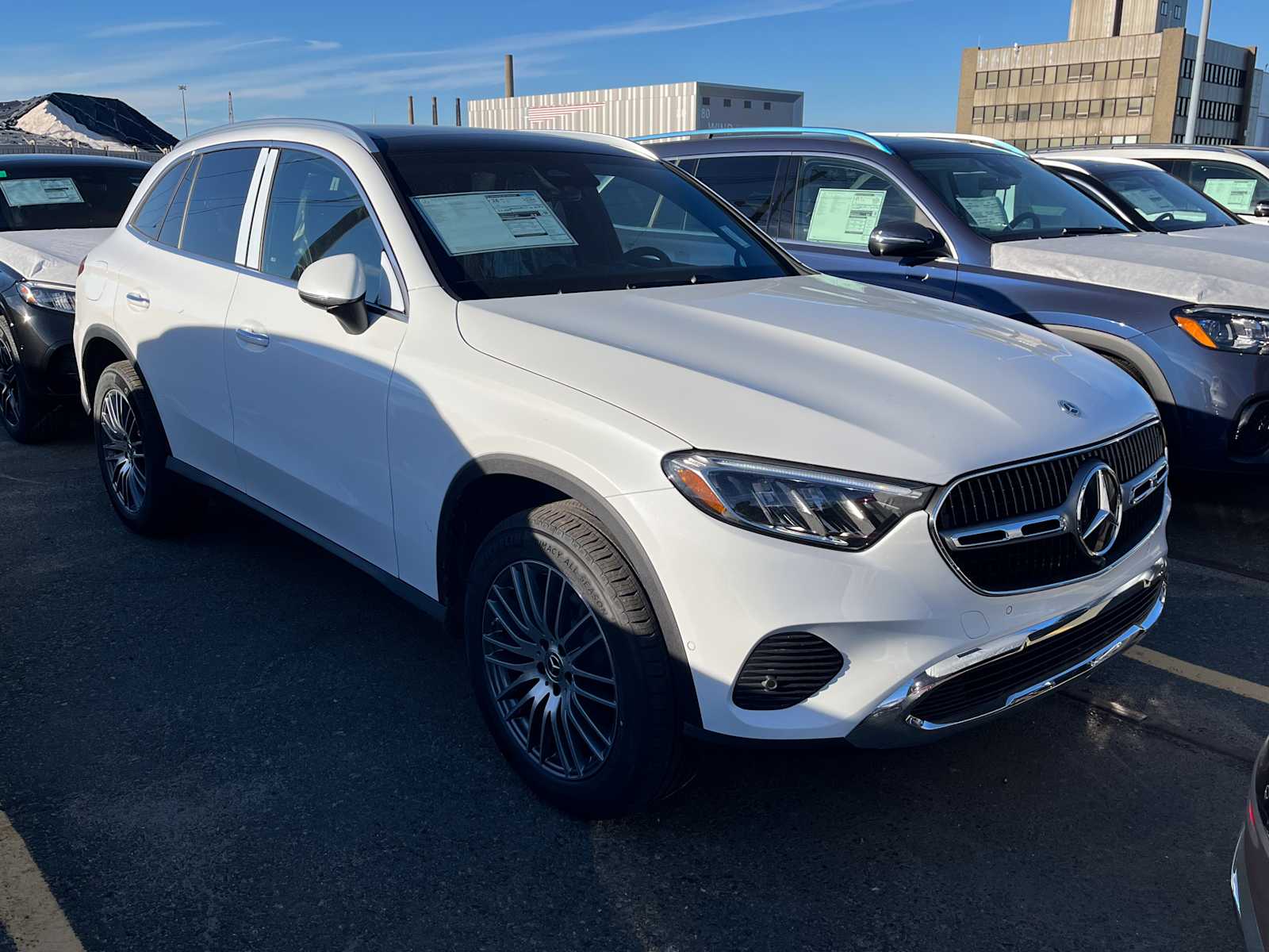 2026 Mercedes-Benz GLC Base's photo