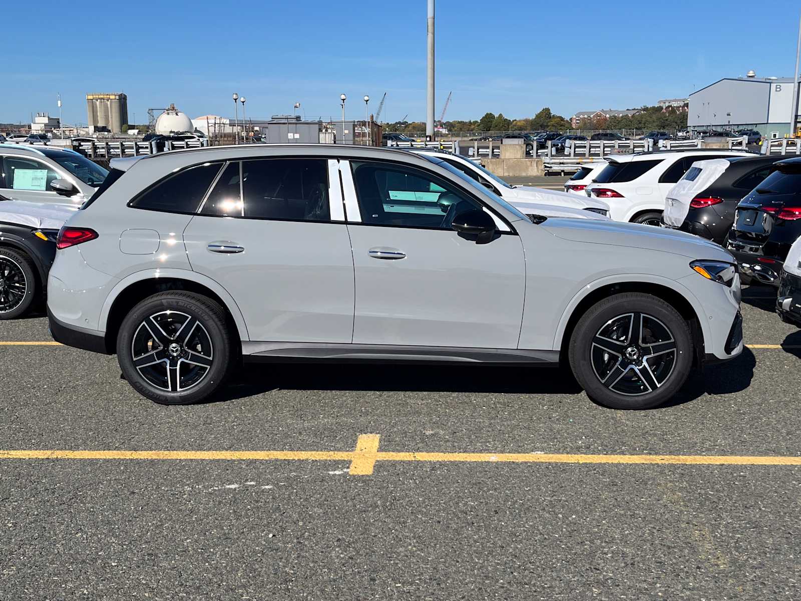 2026 Mercedes Benz GLC 300 AMG photo 2