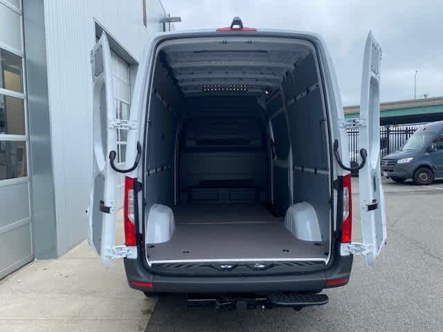 new 2025 Mercedes-Benz Sprinter 2500 car