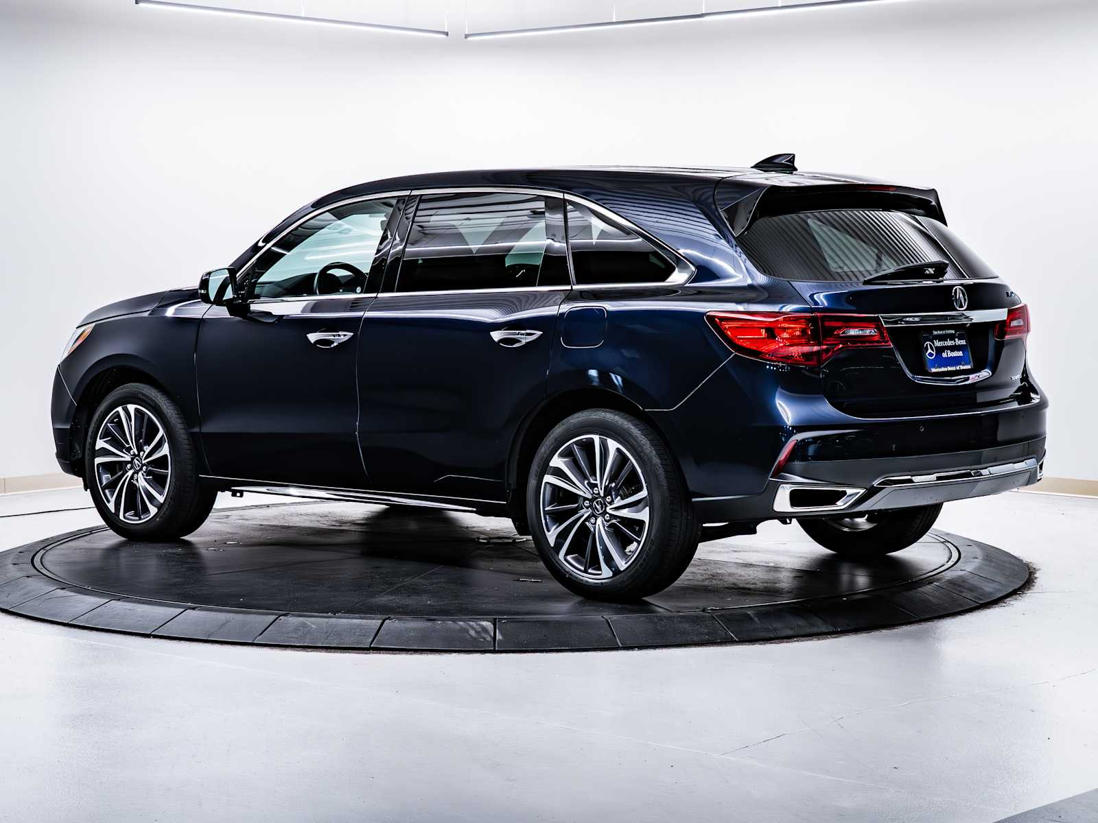 used 2020 Acura MDX car, priced at $29,998