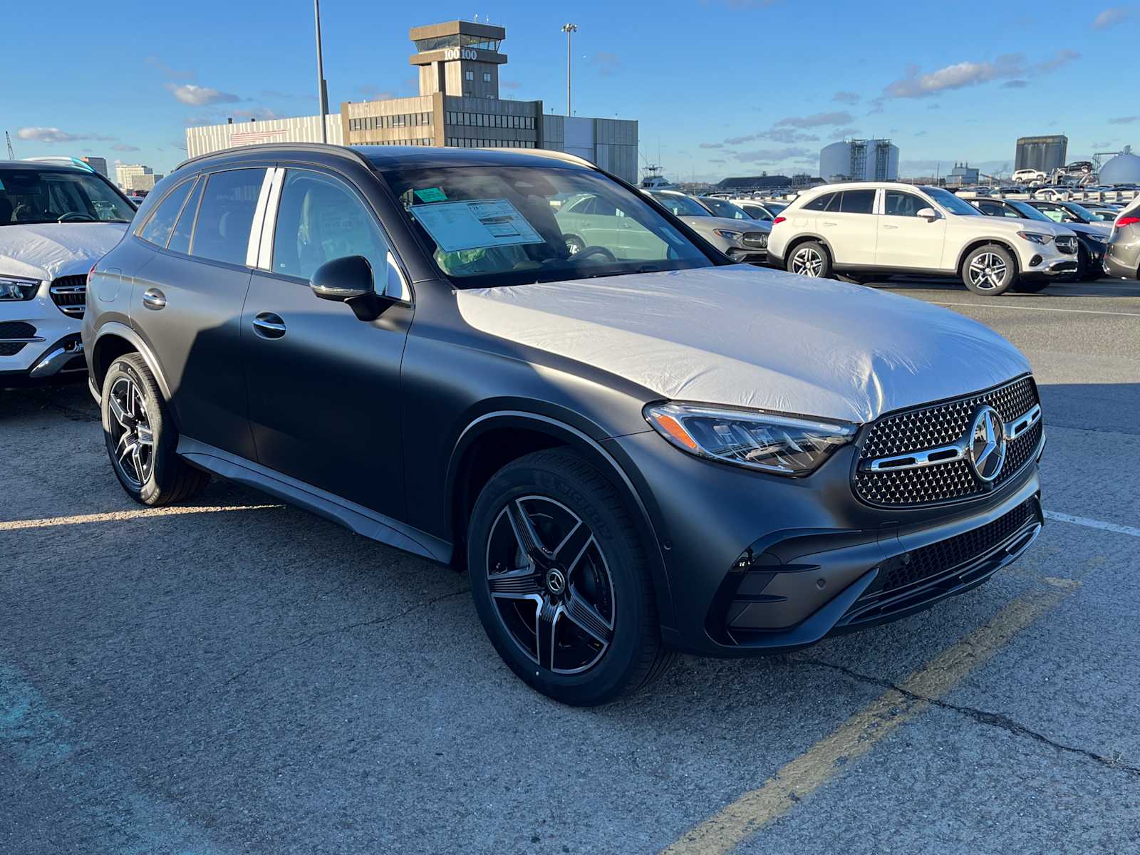 2026 Mercedes-Benz GLC Base's photo