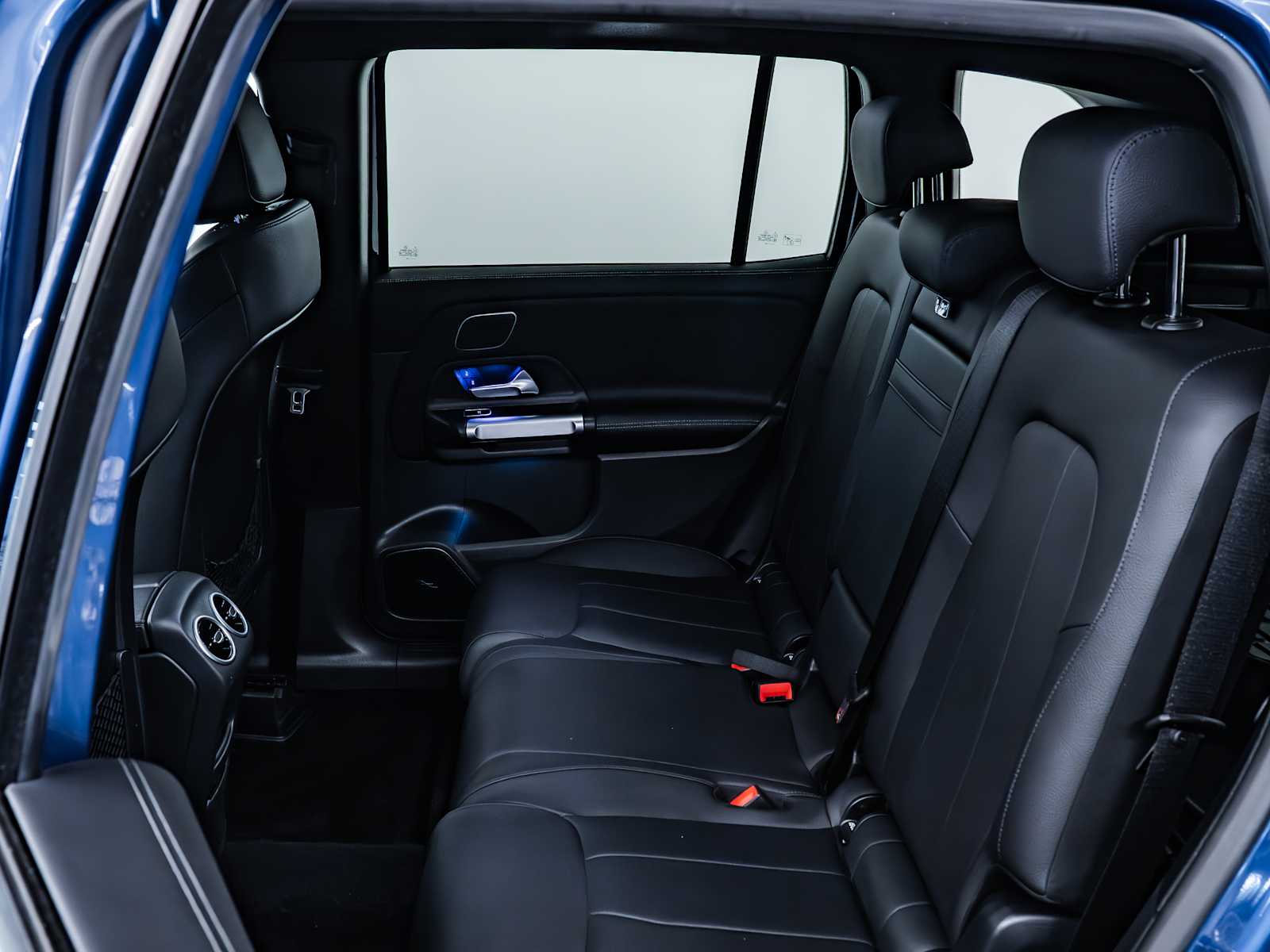 used 2024 Mercedes-Benz GLB 250 car, priced at $35,998